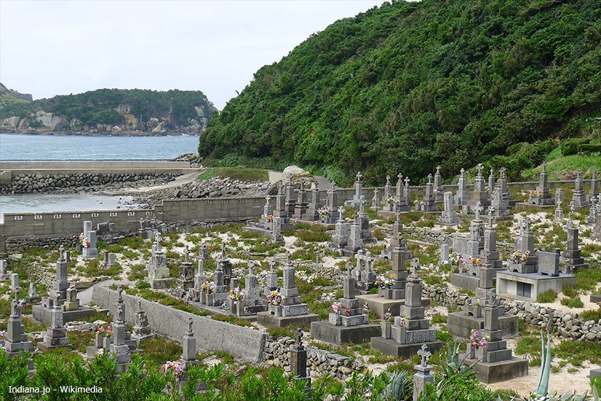 Christlicher Friedhof auf der Insel Kashiragashima