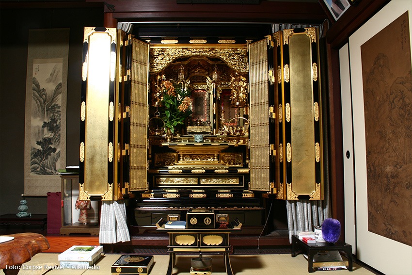 japanische Wohnung mit Altar