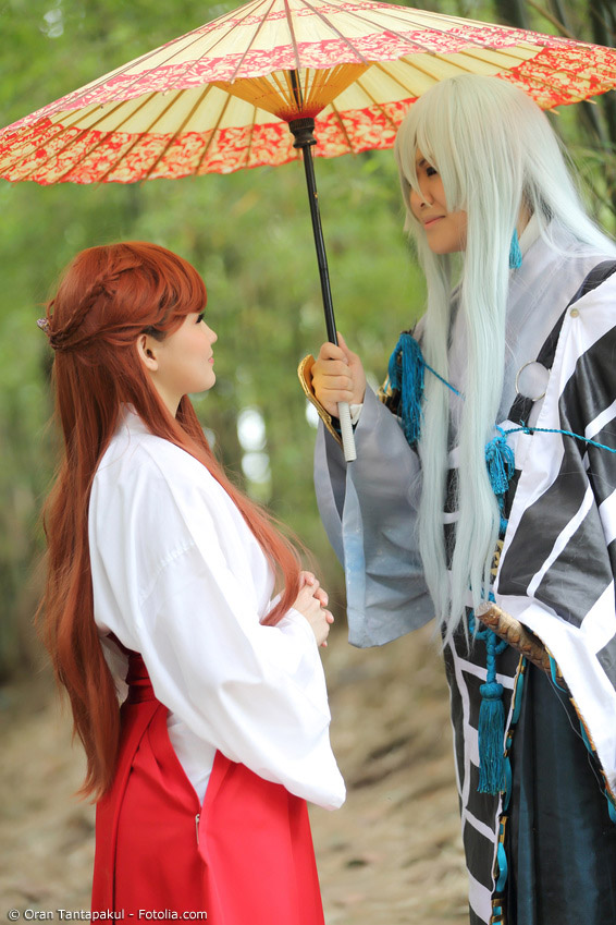 Auf Conventions werden oft Fotostunden angeboten, bei denen sich Cosplayer kostenlos professionell fotografieren lassen können. Doch auch eigene Shootings im Außenbereich sind beliebt.