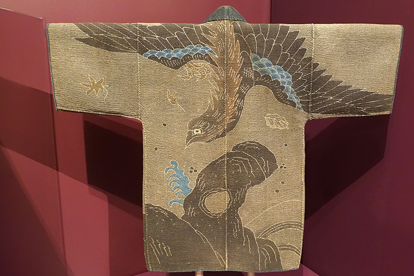 Hikeshi-Hanten mit Schutzsymbolen – historische Feuerwehrjacke der Edo-Zeit