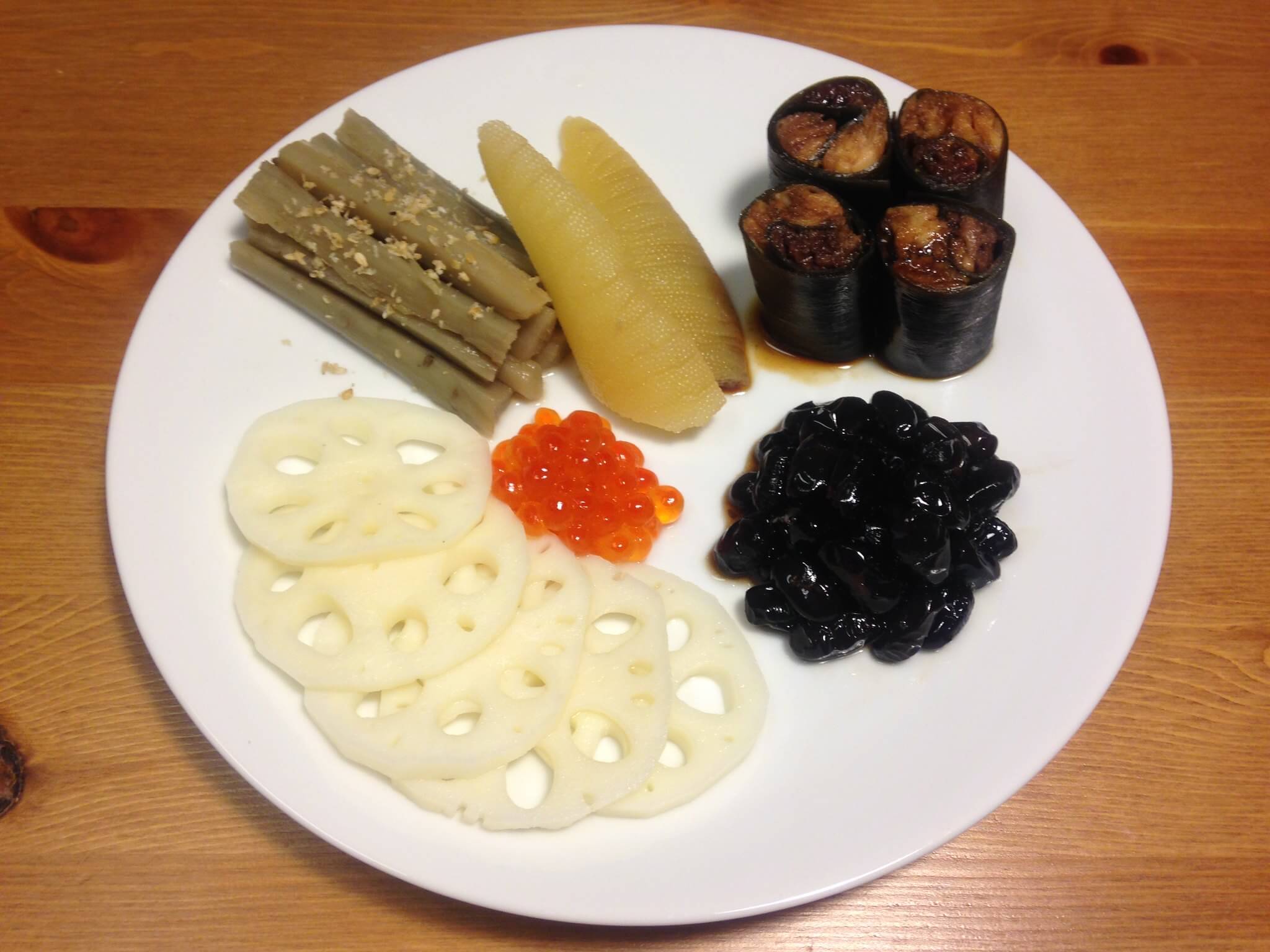 Kuromame, Renkon namasu und andere Gerichte