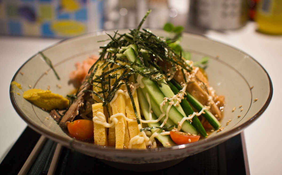 Japanischer Nudelsalat für den Sommer