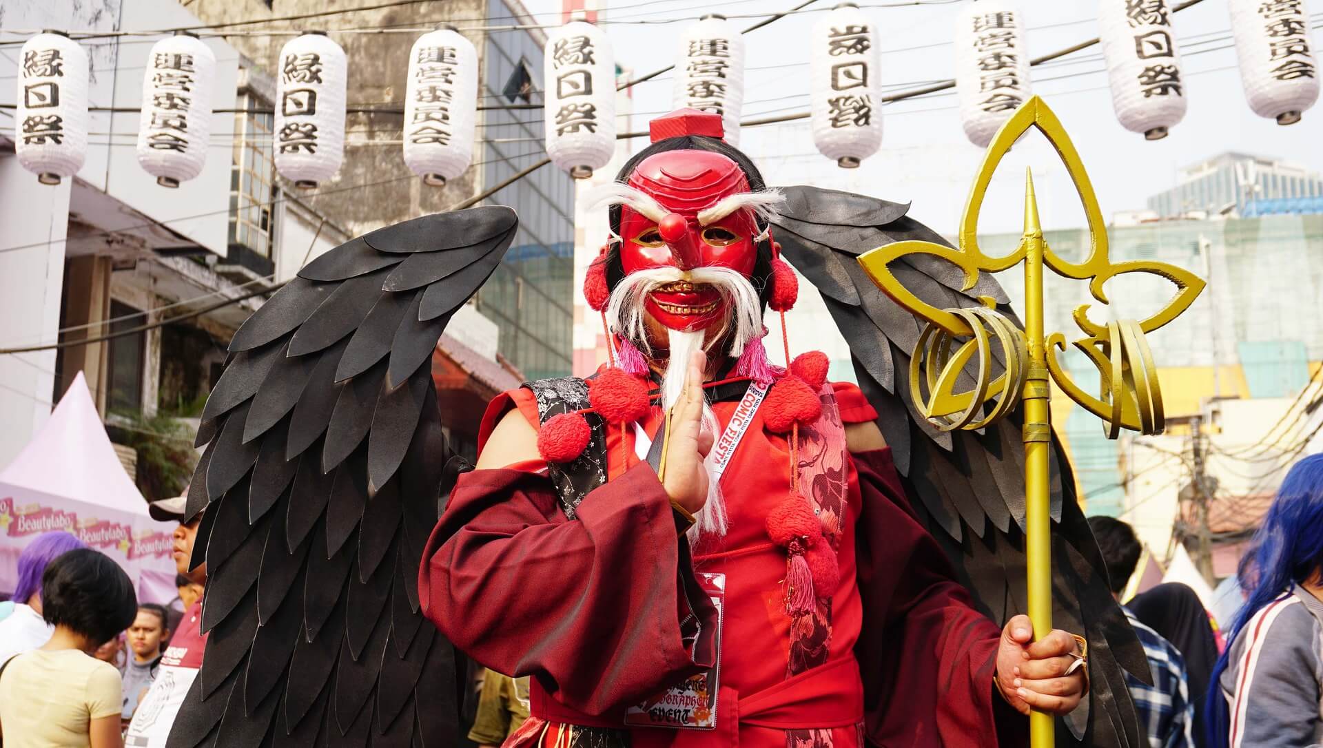 Tengu bei einem Matsuri