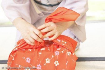 Furoshiki - mehr als ein japanisches Handtuch