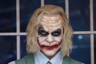 Japan: 17 Menschen bei Halloween-Zugangriff verletzt – Mann als „Joker“ verkleidet