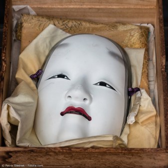 Japanische Masken – tolle Deko mit traditionellen Wurzeln