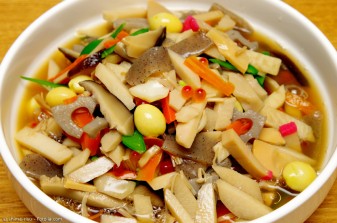 Noppei Jiru aus Niigata – Gemüse-Suppe zu Neujahr